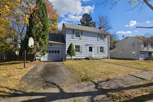 70 Ingleside Dr, Hamden, CT 06514 - Photo 1