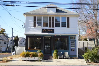 613 East Main Street, Stratford, CT 06614 - Photo 1