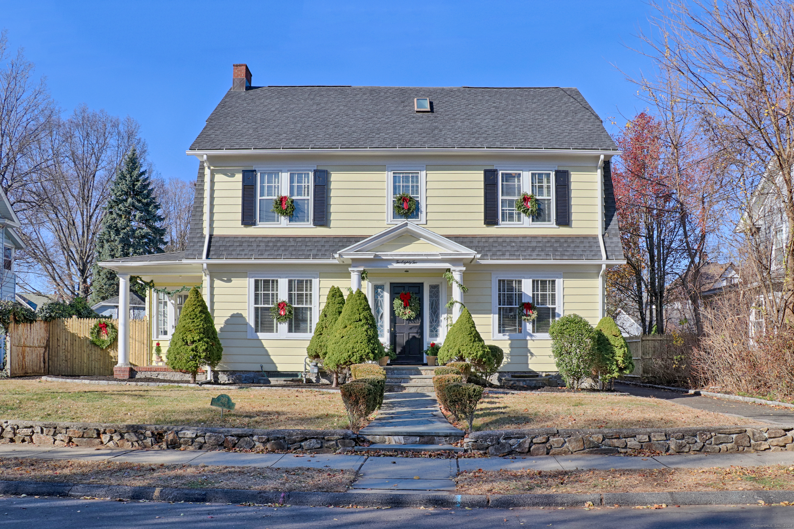 282 Brooklawn Terrace, Fairfield, CT 06825 - MLS 24060303 - Coldwell Banker