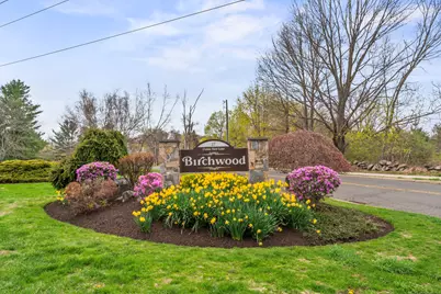 27 Crows Nest Lane #15E, Danbury, CT 06810 - Photo 1