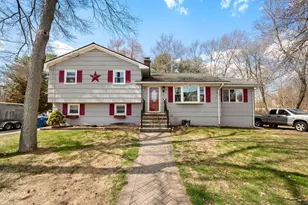 3 Willow St, Waterford, CT 06385 - Photo 1