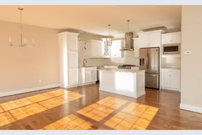 121 Yorkshire Court, Farmington, CT 06032 - Photo 1