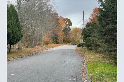 5 Autumn Way, Ledyard, CT 06339 - Photo 1