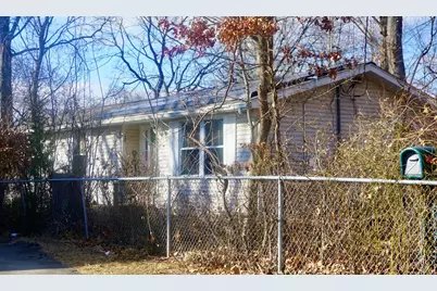 126 Parkside Drive, New Haven, CT 06515 - Photo 1