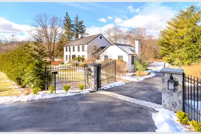 1824 Newfield Avenue, Stamford, CT 06903 - Photo 1