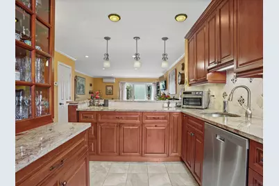 208 Flax Hill Road #APT 25, Norwalk, CT 06854 - Photo 1