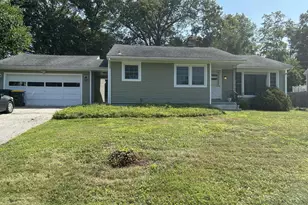 3 Crestwood Dr, Danbury, CT 06811 - Photo 1