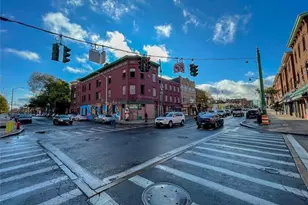 617 Park St, Hartford, CT 06106 - Photo 1