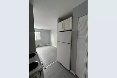 25 Saint Stephen Street #b4, Bridgeport, CT 06610 - Photo 1