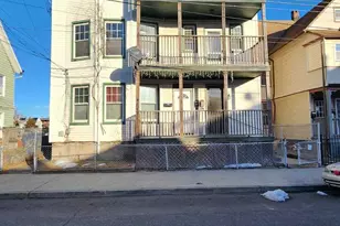 266 Brooks St, Bridgeport, CT 06608 - Photo 1