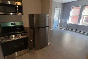 31 Whittier St, Bridgeport, CT 06605 - Photo 1