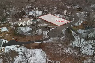 11 Knollcrest Dr, Trumbull, CT 06611 - Photo 1