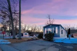 60 Sweetbriar St, Norwich, CT 06360 - Photo 1