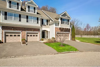 41 Park Place Circle #41, West Hartford, CT 06110 - Photo 1