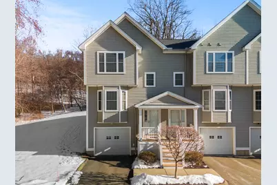 31 South Turnpike Road #APT B4, Wallingford, CT 06492 - Photo 1