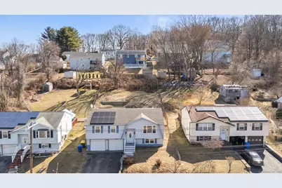 608 North Walnut Street, Waterbury, CT 06704 - Photo 1