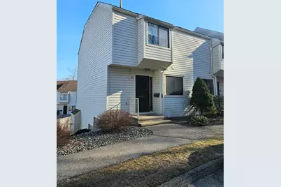 85 North Main Street #82, East Hampton, CT 06424 - Photo 1