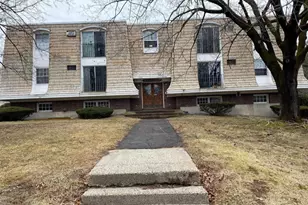 1172 Middle Turnpike W, Manchester, CT 06040 - Photo 1