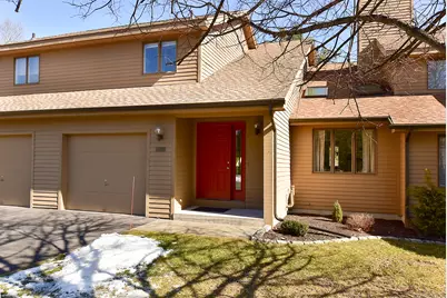 184 Oak Grove Street #APT B, Manchester, CT 06040 - Photo 1