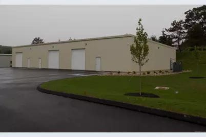 4 Lassy Court #2, Plymouth, CT 06786 - Photo 1