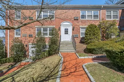 224 Park Street #2, New Canaan, CT 06840 - Photo 1