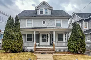 28 Chestnut St, Norwalk, CT 06854 - Photo 1