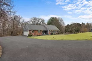 26 Bridle Rd, New Milford, CT 06776 - Photo 1