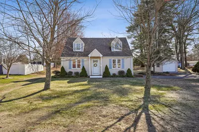 9 Raffia Road, Enfield, CT 06082 - Photo 1