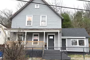 436 Asylum St, Norwich, CT 06360 - Photo 1