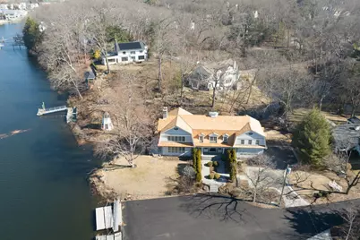 22 Oak Ridge Park, Westport, CT 06880 - Photo 1