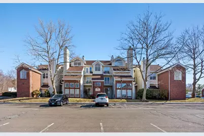 177 Carriage Crossing Lane #177, Middletown, CT 06457 - Photo 1