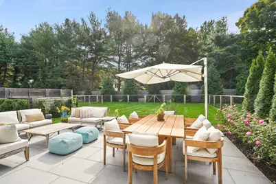 9 Daybreak Commons #9, Westport, CT 06880 - Photo 1