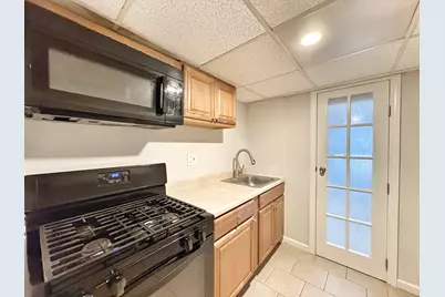 127-131 Harbor Avenue #14, Norwalk, CT 06850 - Photo 1