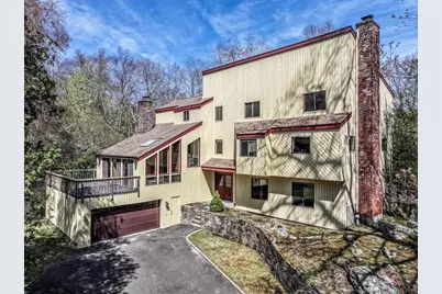15 Pond View Lane, Stamford, CT 06903 - Photo 1