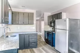 22 Wyman St, Waterbury, CT 06710 - Photo 1