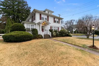 3 Middle Road, Hamden, CT 06517 - Photo 1