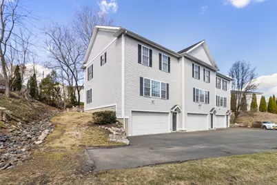 34 Oil Mill Road #1, Danbury, CT 06810 - Photo 1