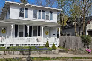 125 McKinley Ave, Norwich, CT 06360 - Photo 1