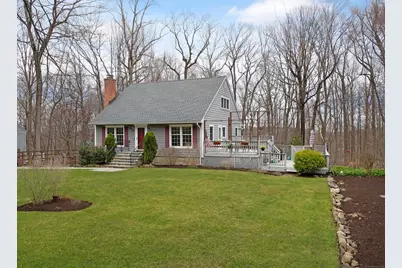 42 Caudatowa Drive, Ridgefield, CT 06877 - Photo 1