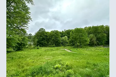 882 South Grand Street, East Granby, CT 06026 - Photo 1