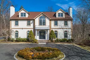 27 Stepping Stone Ln, Greenwich, CT 06830 - Photo 1