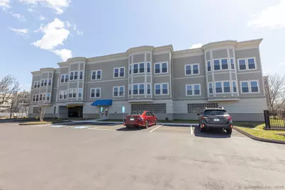 300 Harbour Close #B, New Haven, CT 06519 - Photo 1