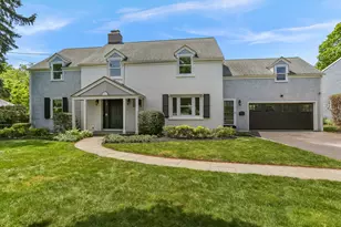 32 Pine Hill Ave, Norwalk, CT 06855 - Photo 1