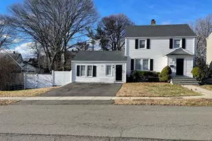 91 Parkway Dr, Stratford, CT 06614 - Photo 1