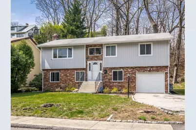 39 Underhill Street, Stamford, CT 06902 - Photo 1