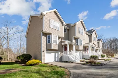 124 Constitution Street #5, Wallingford, CT 06492 - Photo 1