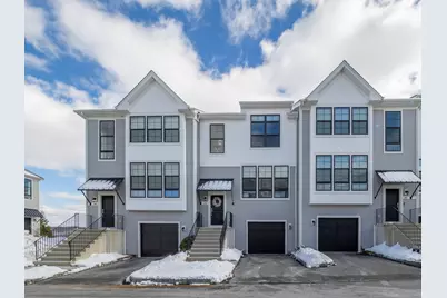 143 Brentwood Circle #143, Danbury, CT 06810 - Photo 1