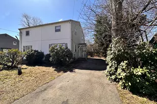 363 McKinley Ave, Stratford, CT 06615 - Photo 1