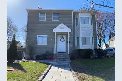 545 Burnsford Avenue, Bridgeport, CT 06606 - Photo 1