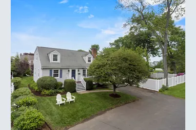 115 Dwight Street, Fairfield, CT 06824 - Photo 1